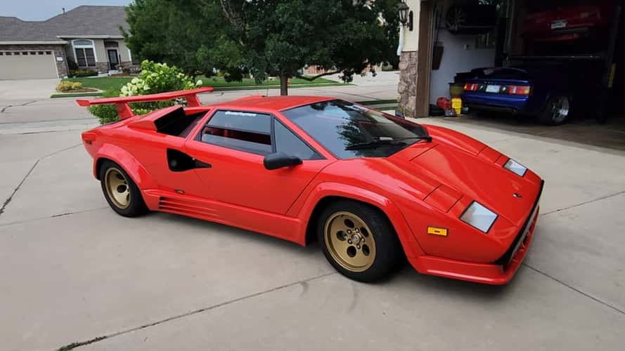 Lambo Trivia: Can You Spot The Differences Between a QV and 25th Anniversary Countach?