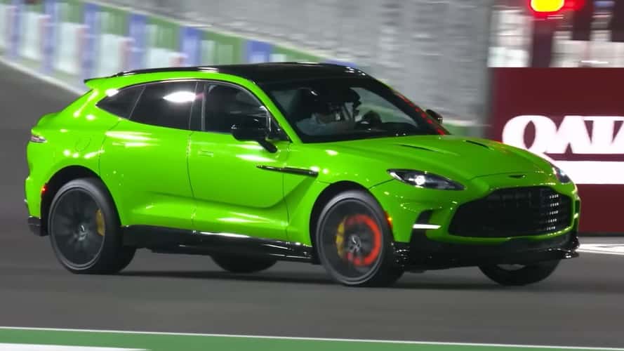 Aston Martin DBX707 Brakes Glow During Lap Of Las Vegas F1 Track